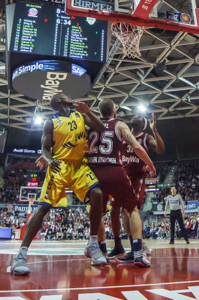 和后场长传 和后场长传