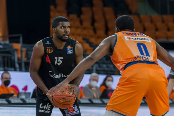 不只是宣发 不只是宣发